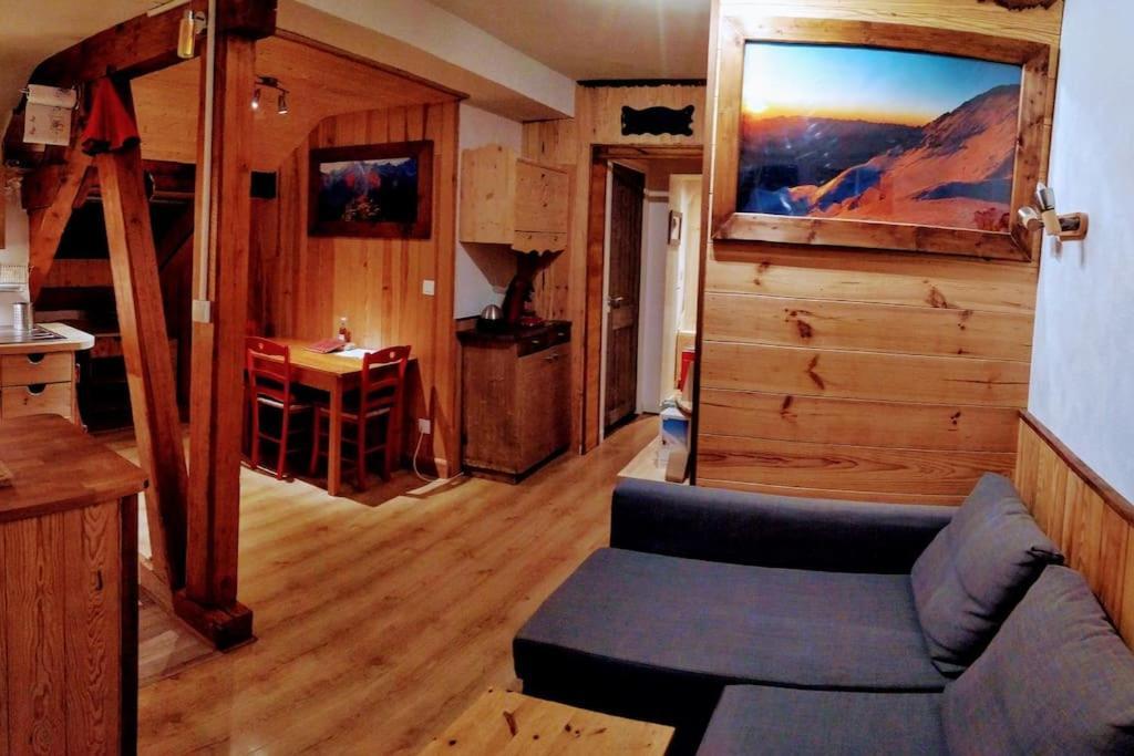 Mon Petit Appartement Montagnard Du Plateau Saint-Hilaire  Eksteriør billede